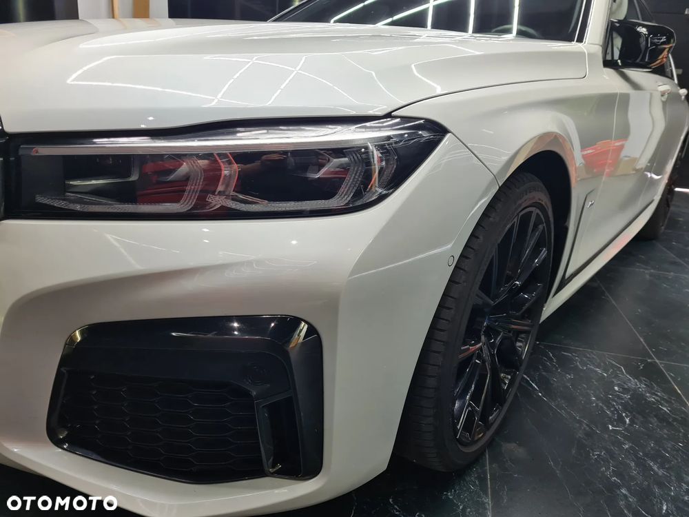 BMW Seria 7 730d xDrive sport - 27