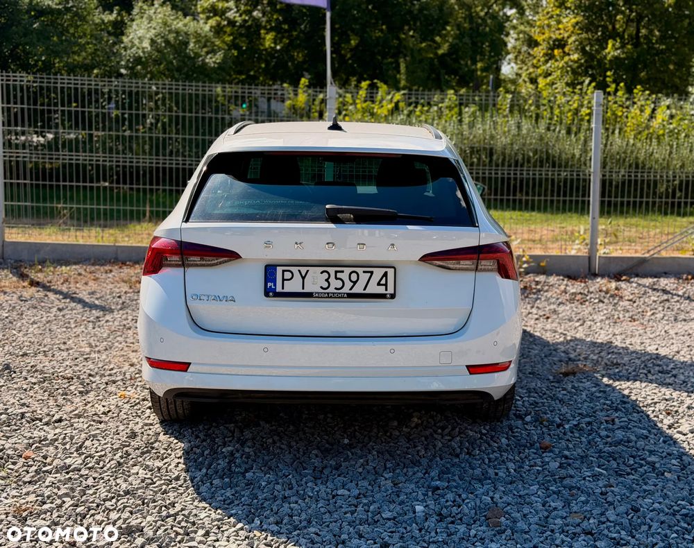 Skoda Octavia 2.0 TDI Ambition DSG - 12