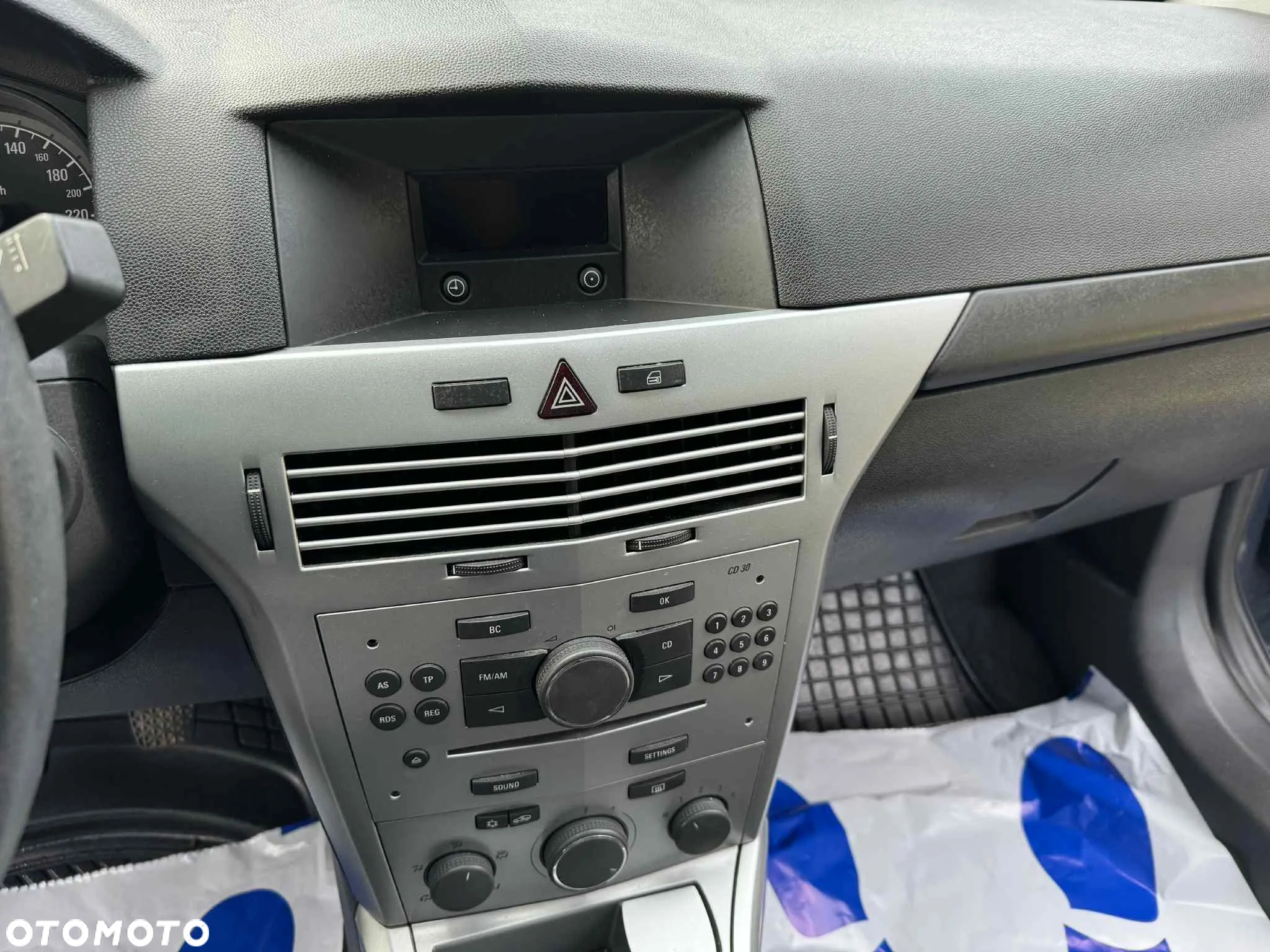 Opel Astra - 9