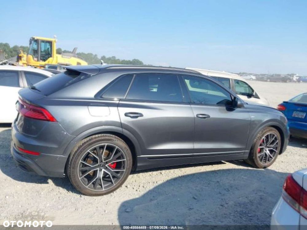 Audi Q8 - 4