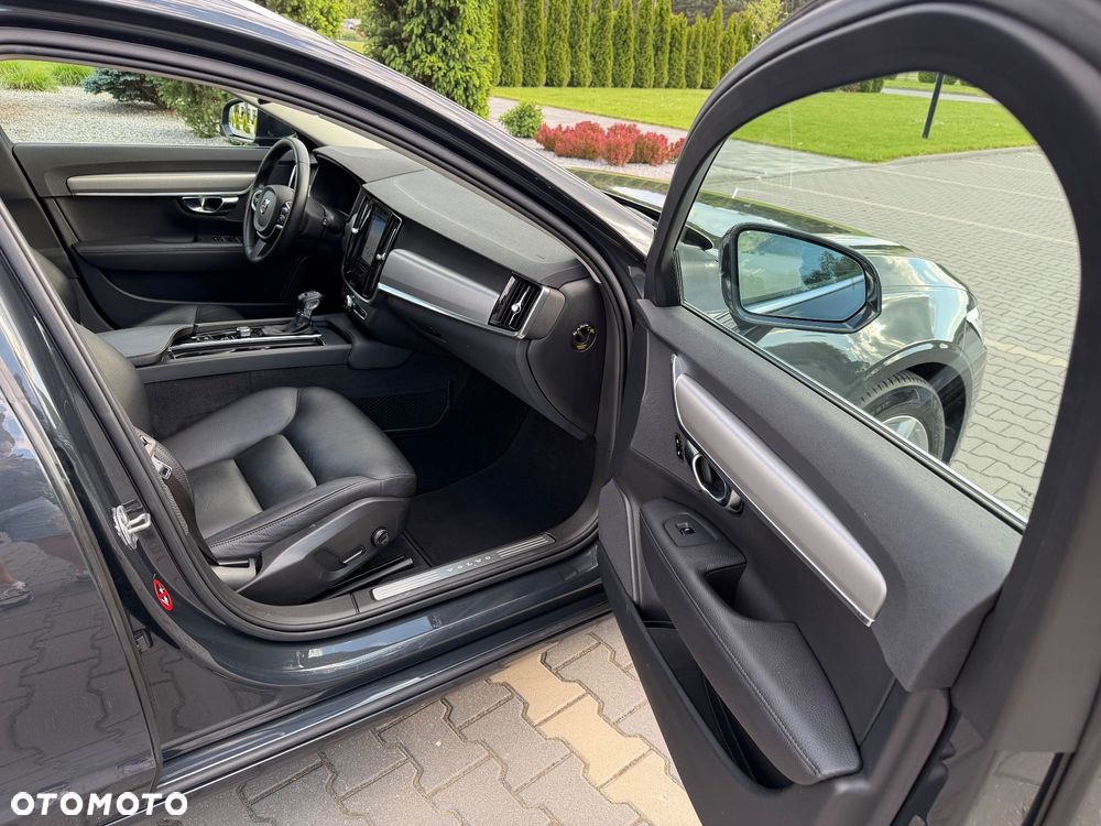 Volvo V90 D4 Geartronic Momentum - 11