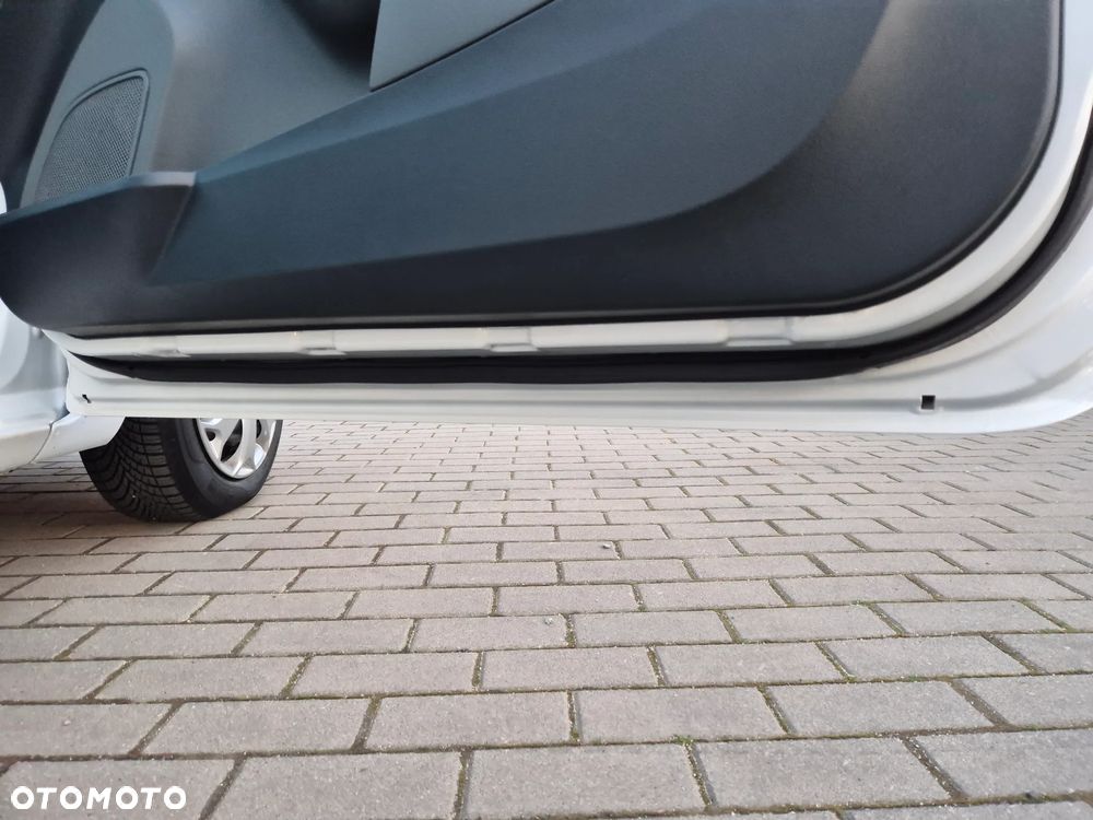 Ford Fiesta 1.25 Champions Edition - 23