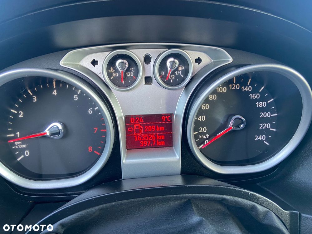 Ford Focus 1.6 16V Ambiente - 13