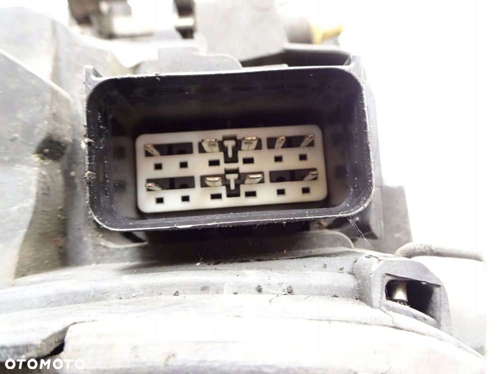 lampa prawy przód volvo s40 ii xenon lift anglik - 8