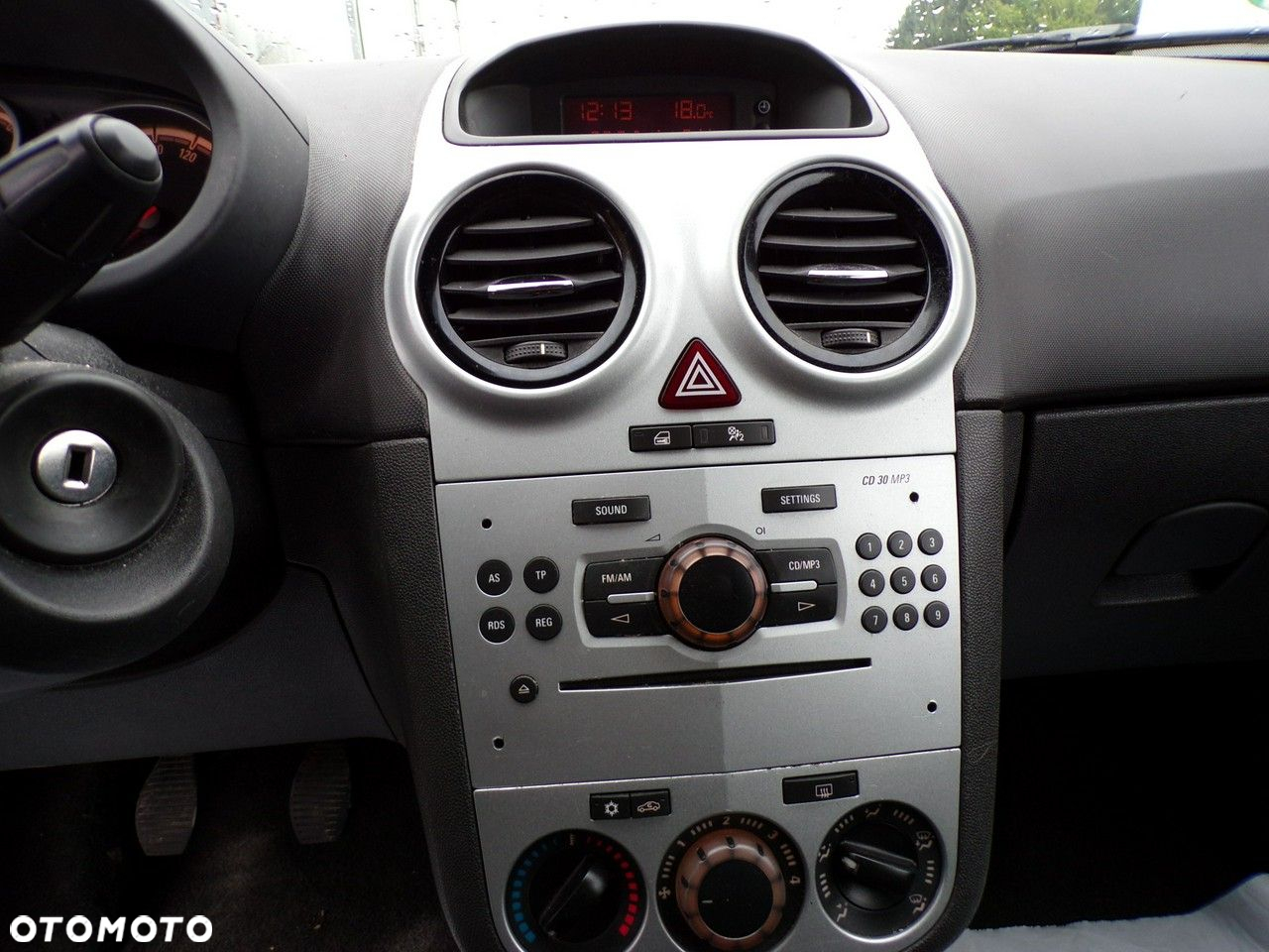 Opel Corsa - 22