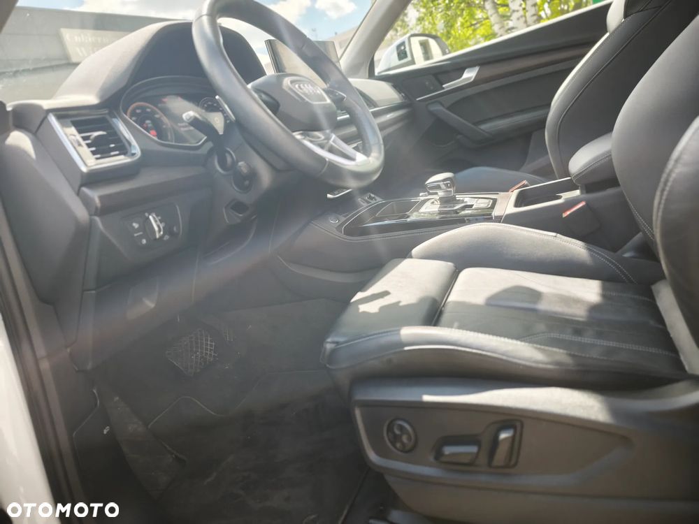Audi Q5 55 TFSIe quattro S tronic S line - 14