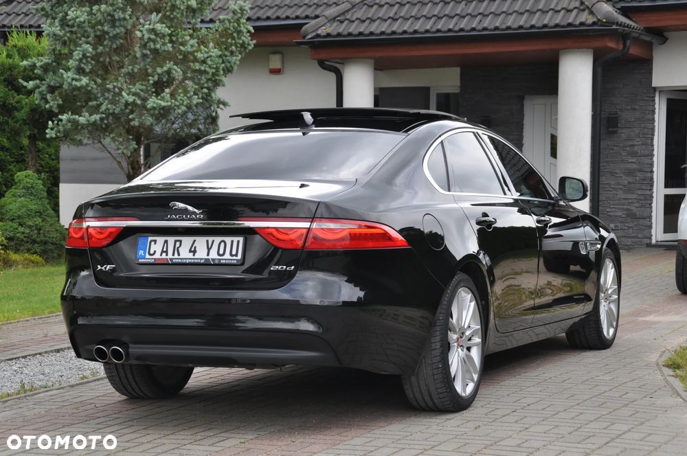 Jaguar XF 20d R-Sport Ingenium Edition - 11