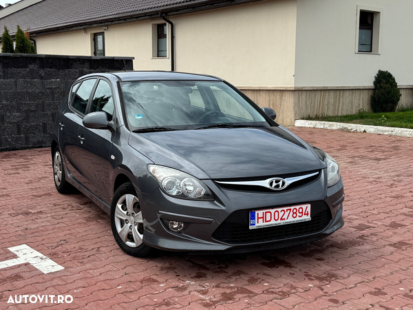 Hyundai i30 i30cw 1.6 CRDi Edition Plus