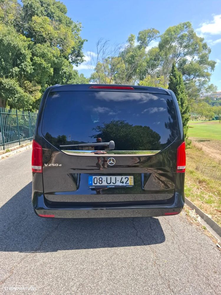 Mercedes-Benz V 250 — fotografia 16