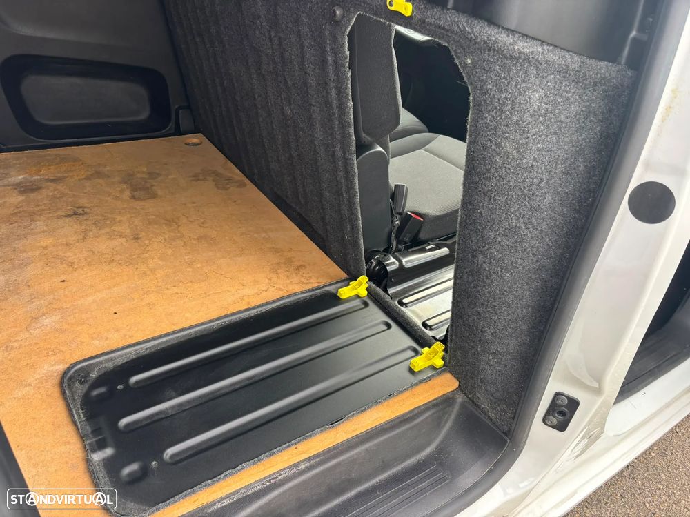 Opel Combo Cargo 3 LUG - LONGA - AC - IVA DEDUTÍVEL - 8