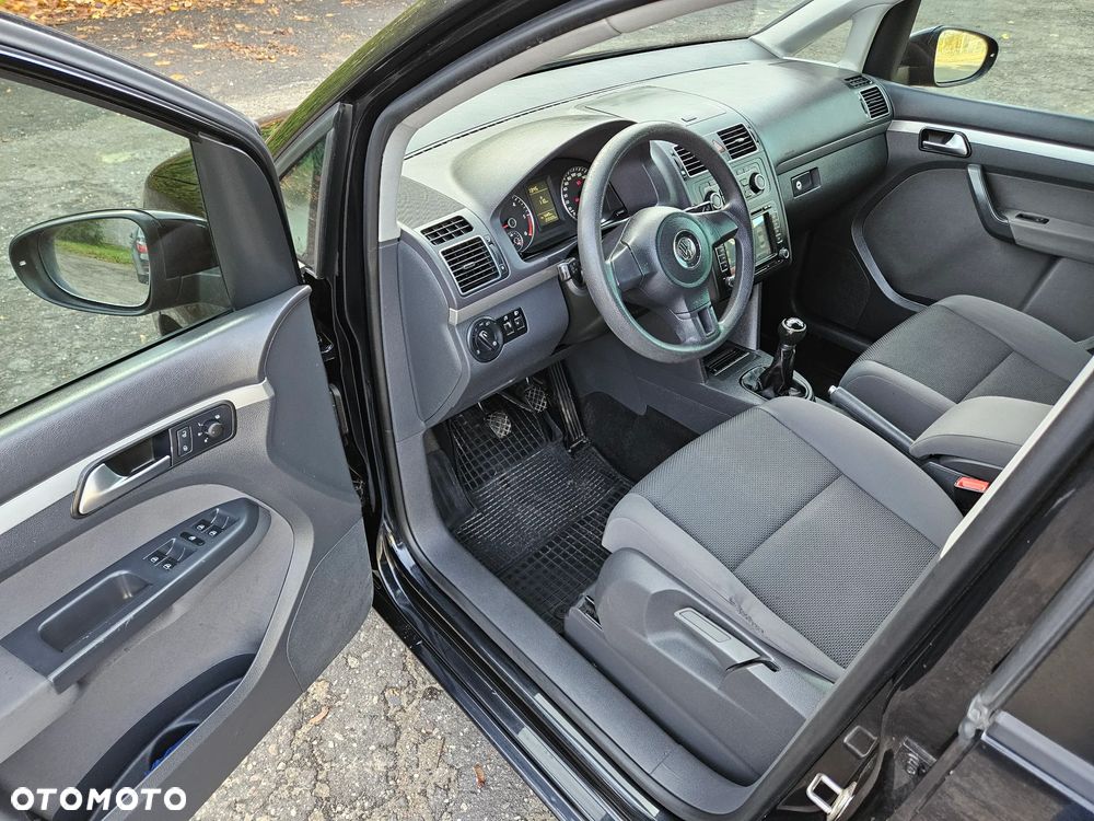 Volkswagen Touran 1.6 TDI DPF MATCH - 6