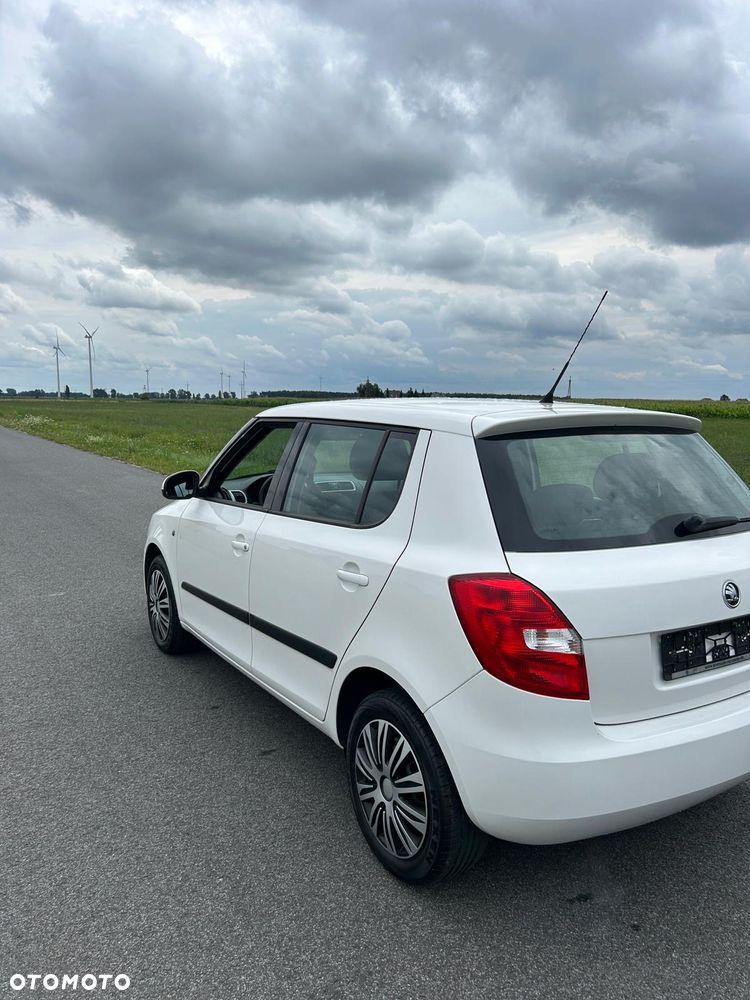 Skoda Fabia 1.2 HTP Elegance - 5