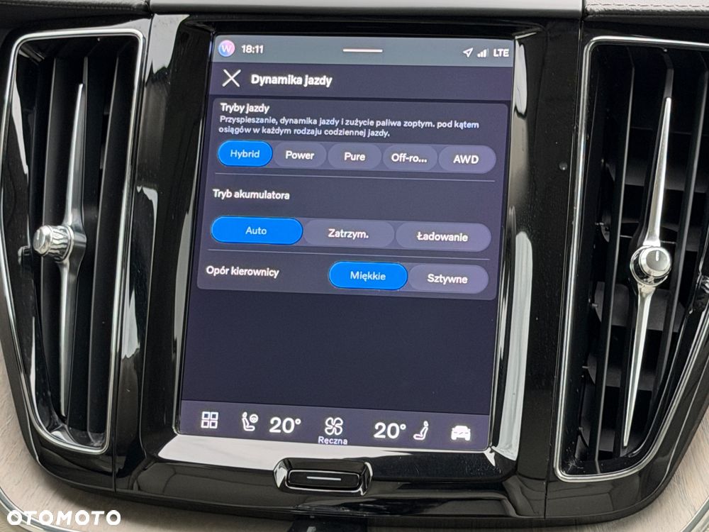 Volvo XC 60 T6 Plug-In Hybrid AWD Inscription - 24