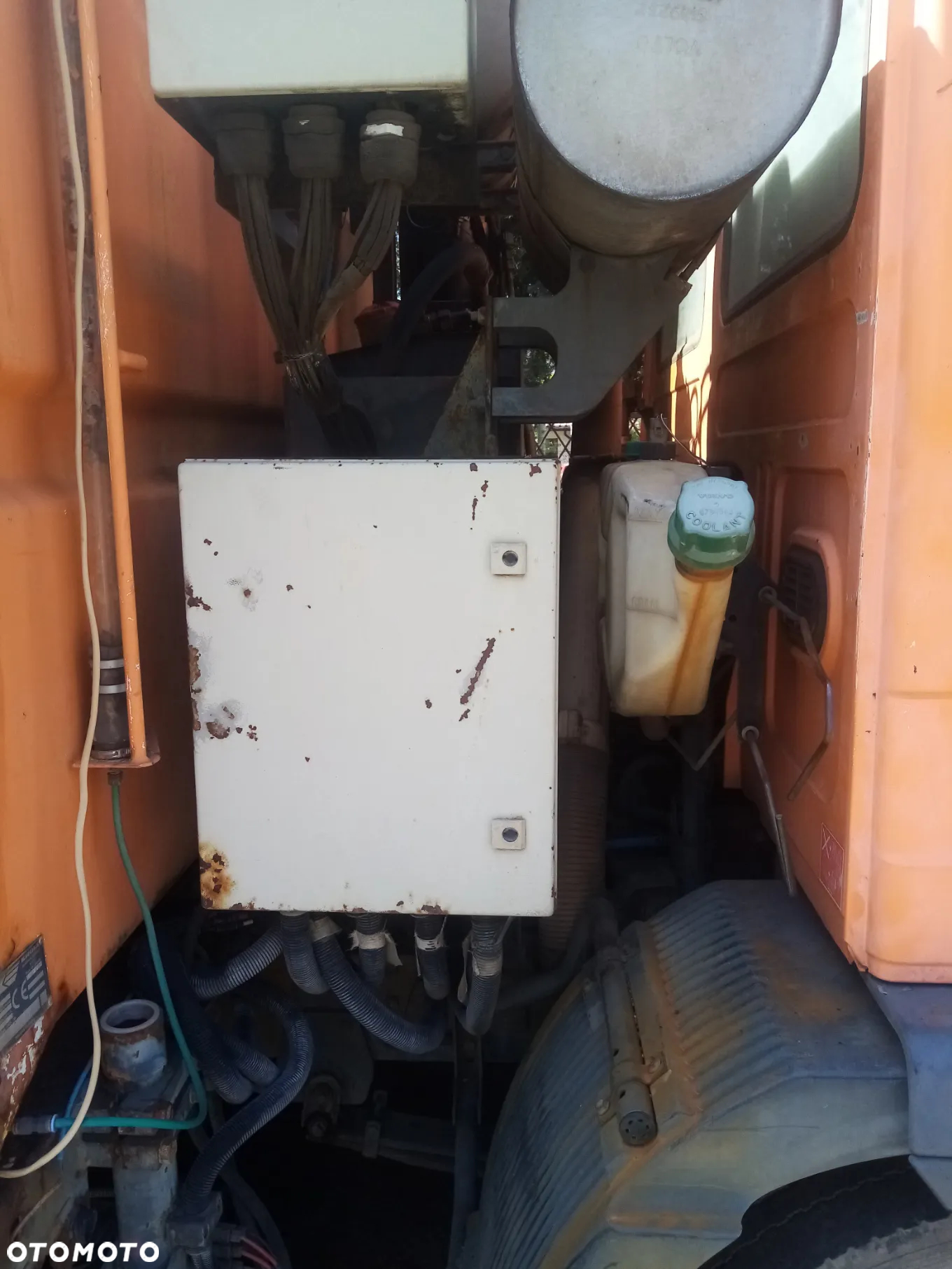 Volvo FL614 - 8