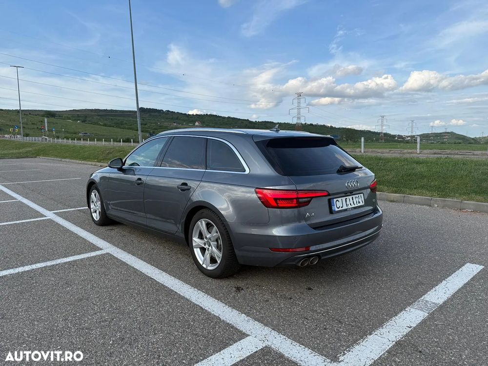 Audi A4 2.0 TDI ultra S tronic - 5