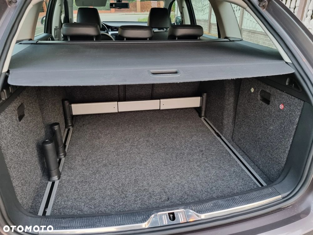 Skoda Superb 2.0 TDI Elegance DSG - 20