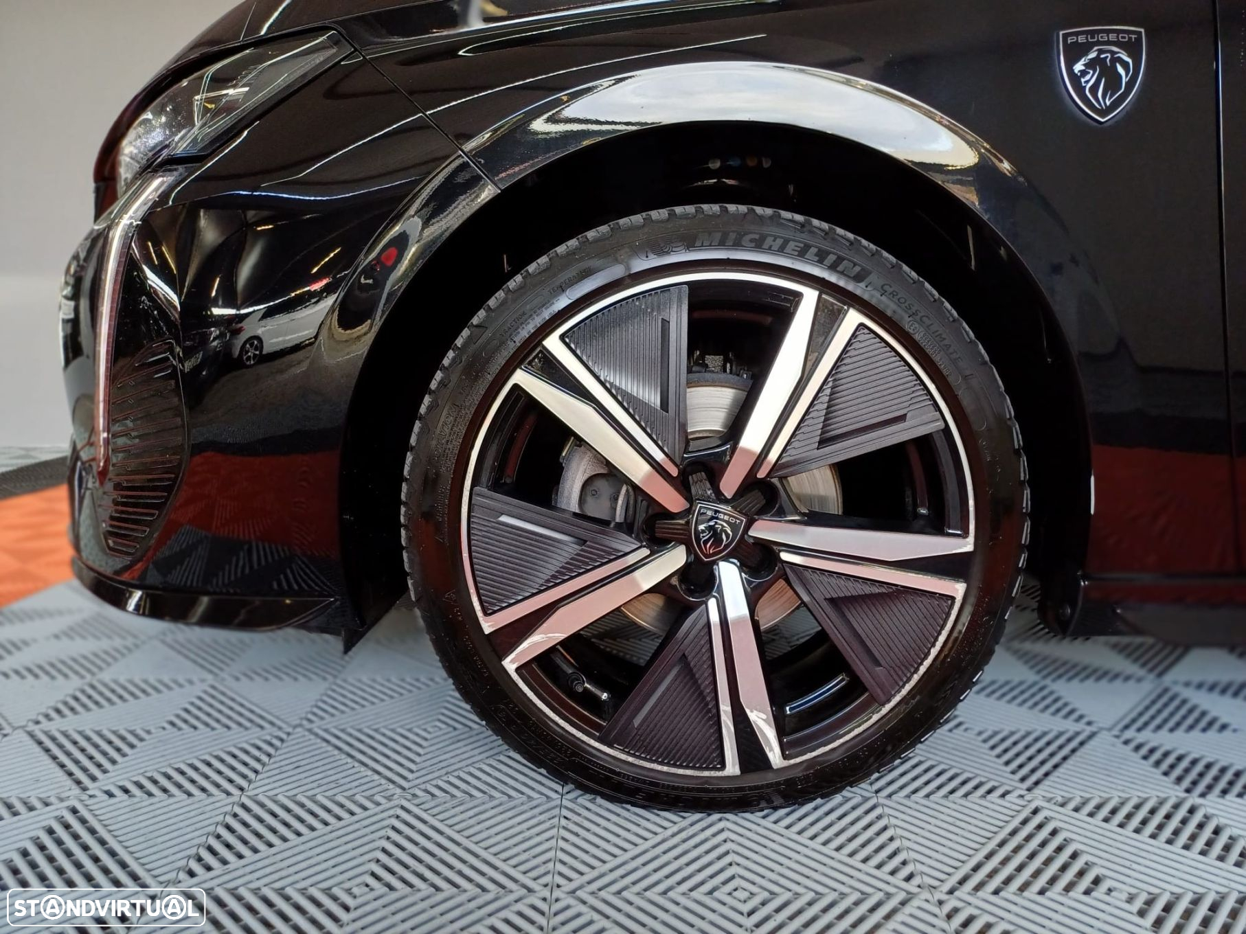 Peugeot 308 1.2 PureTech GT EAT8 - 9