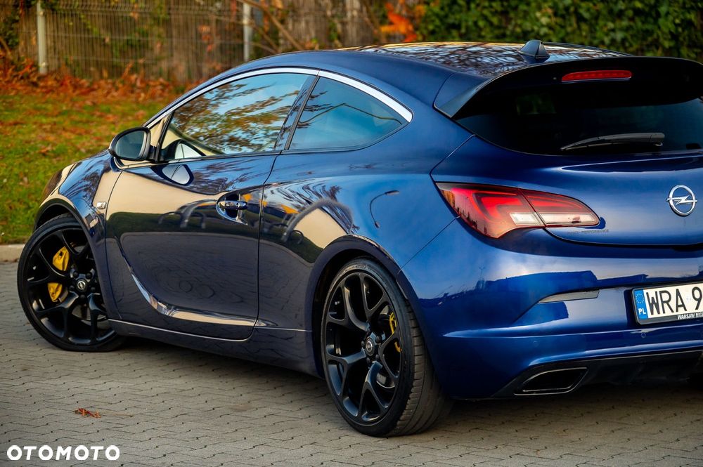 Opel Astra OPC Start/Stop - 10