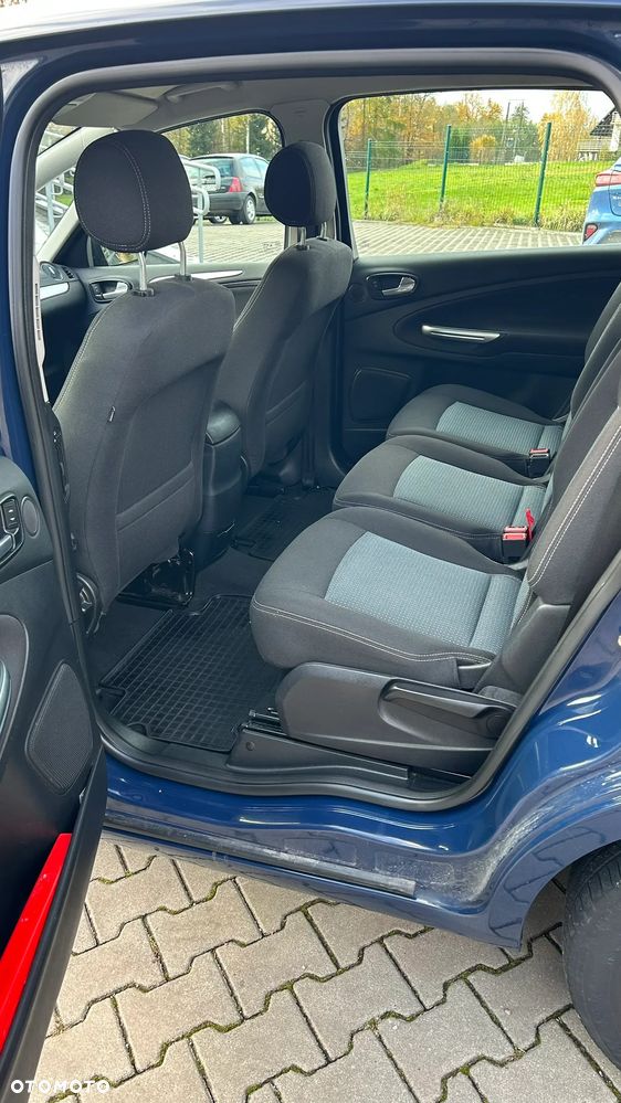 Ford S-Max 2.0 TDCi DPF Trend - 9