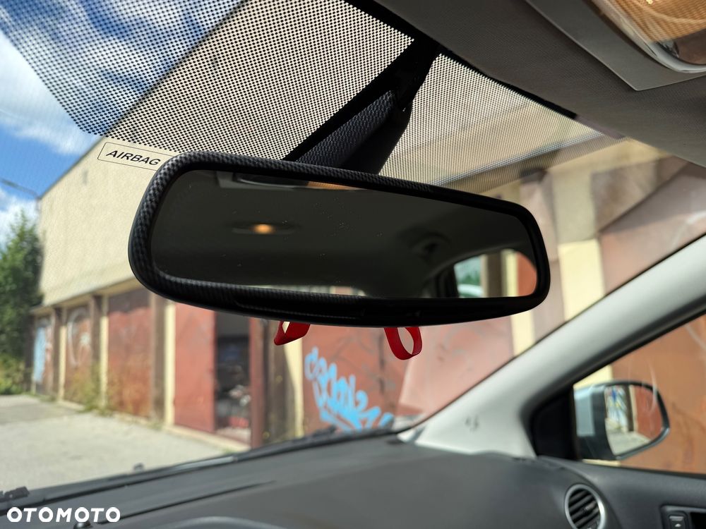 Ford Focus 1.6 Ghia - 22
