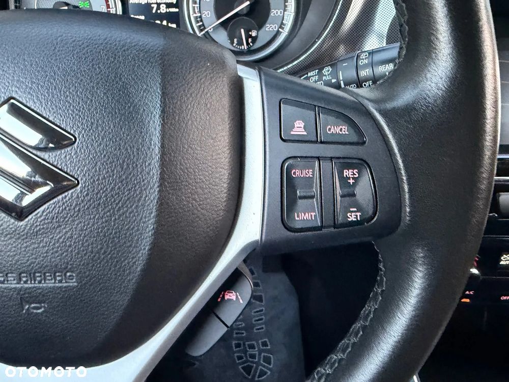 Suzuki Vitara 1.4 Boosterjet Premium 2WD - 28