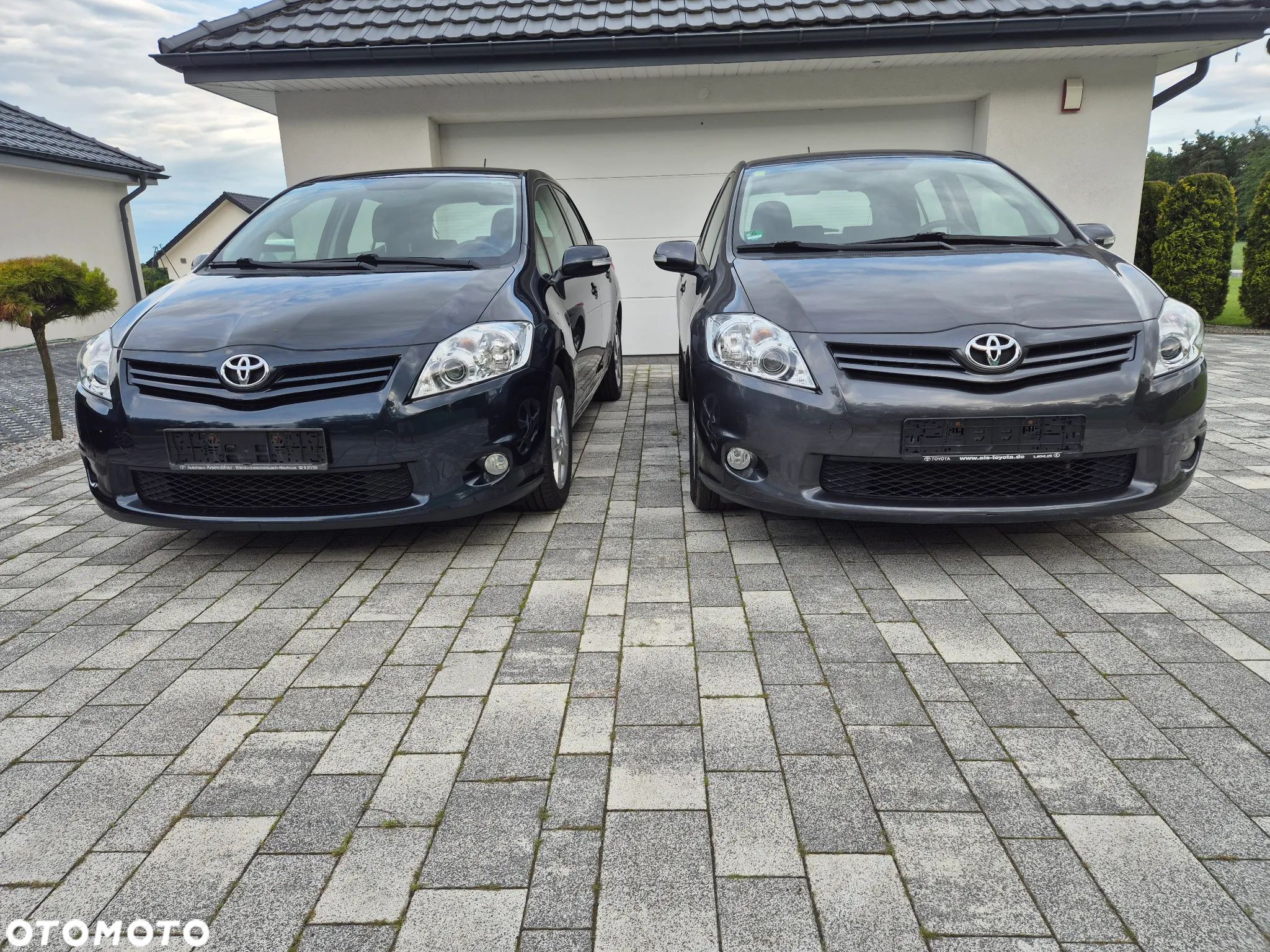 Toyota Auris 1.6 Executive - 1