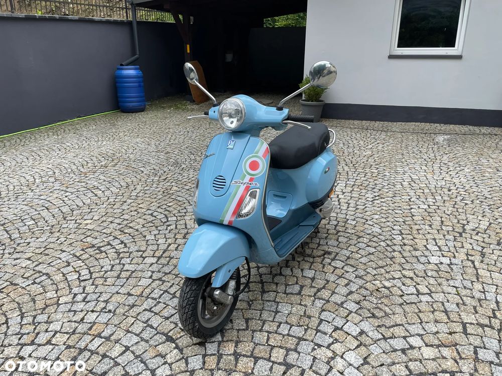 Vespa LX - 4