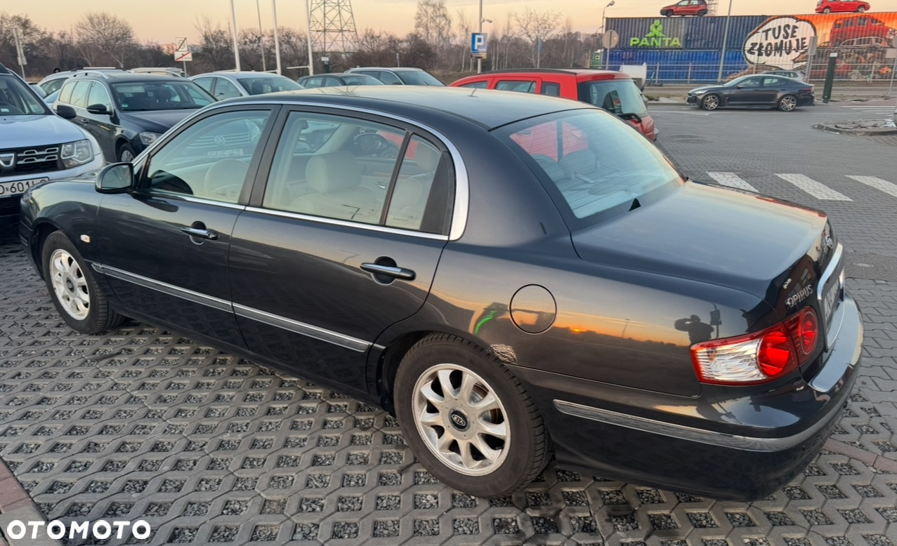 Kia Opirus 3.5 V6 Executive - 4