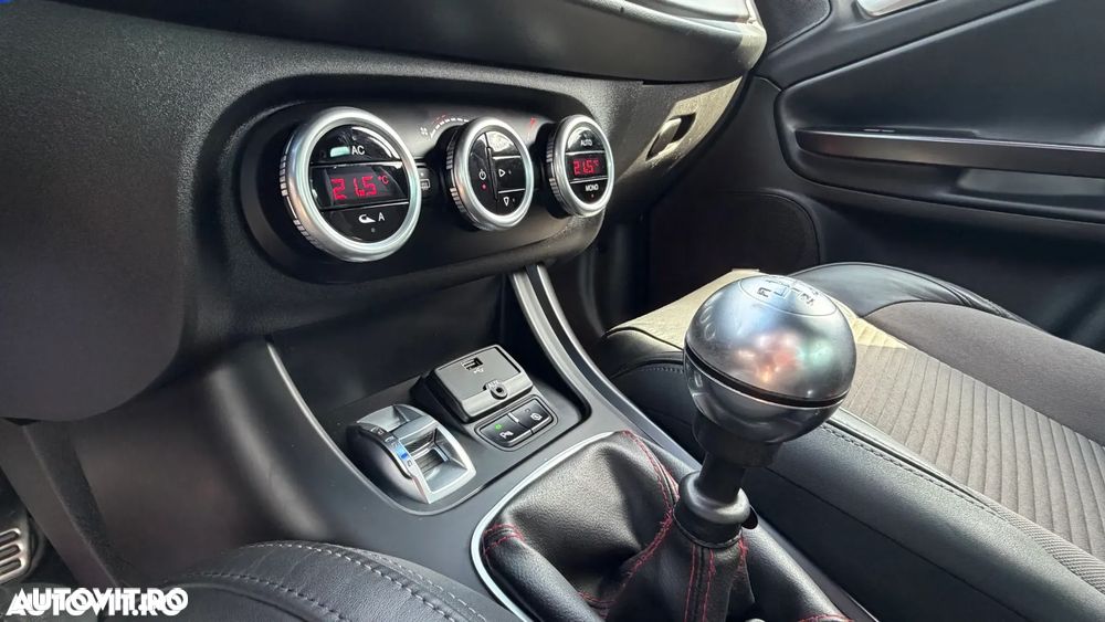 Alfa Romeo Giulietta 2.0 JTDM 16V Sport - 6