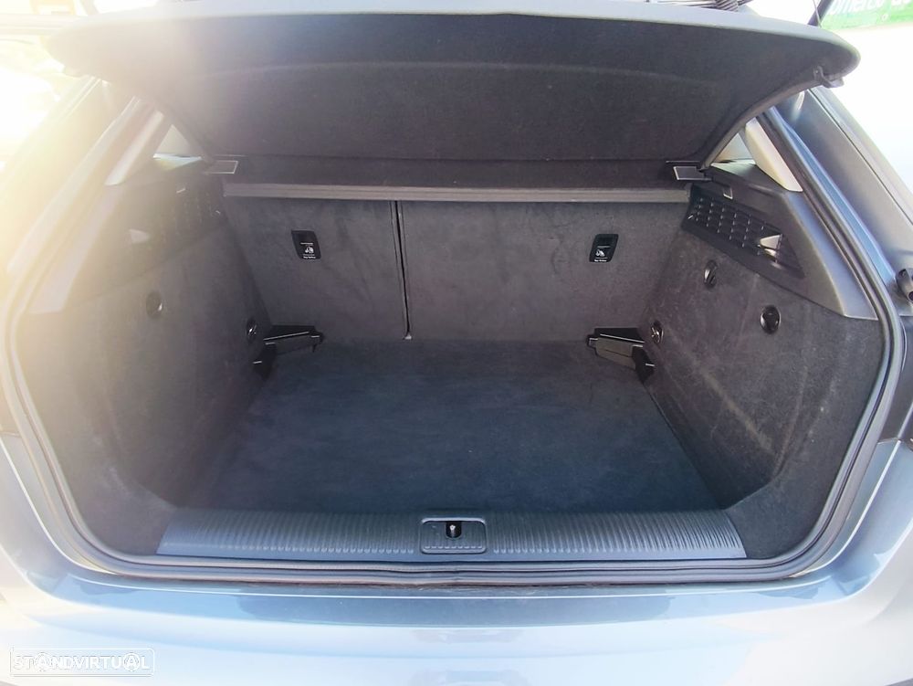 Audi A3 Sportback 1.6 TDI S-line - 10