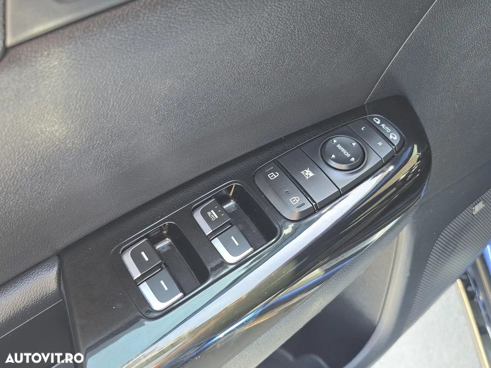 Kia Sportage - 8