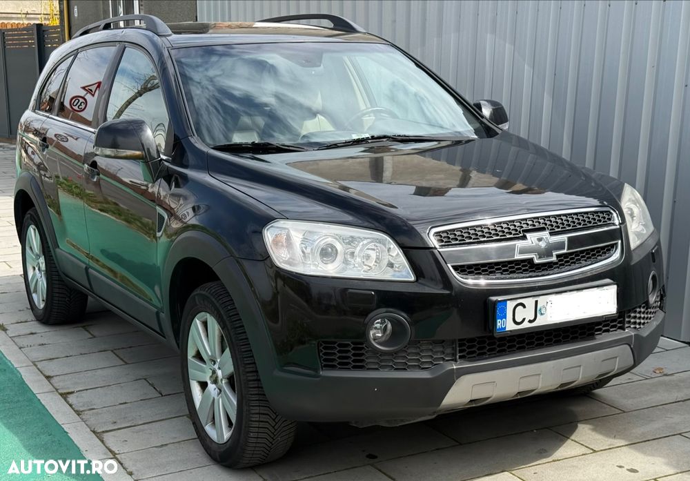 Chevrolet Captiva 3.2 AWD Aut LT Sport BCM - 3