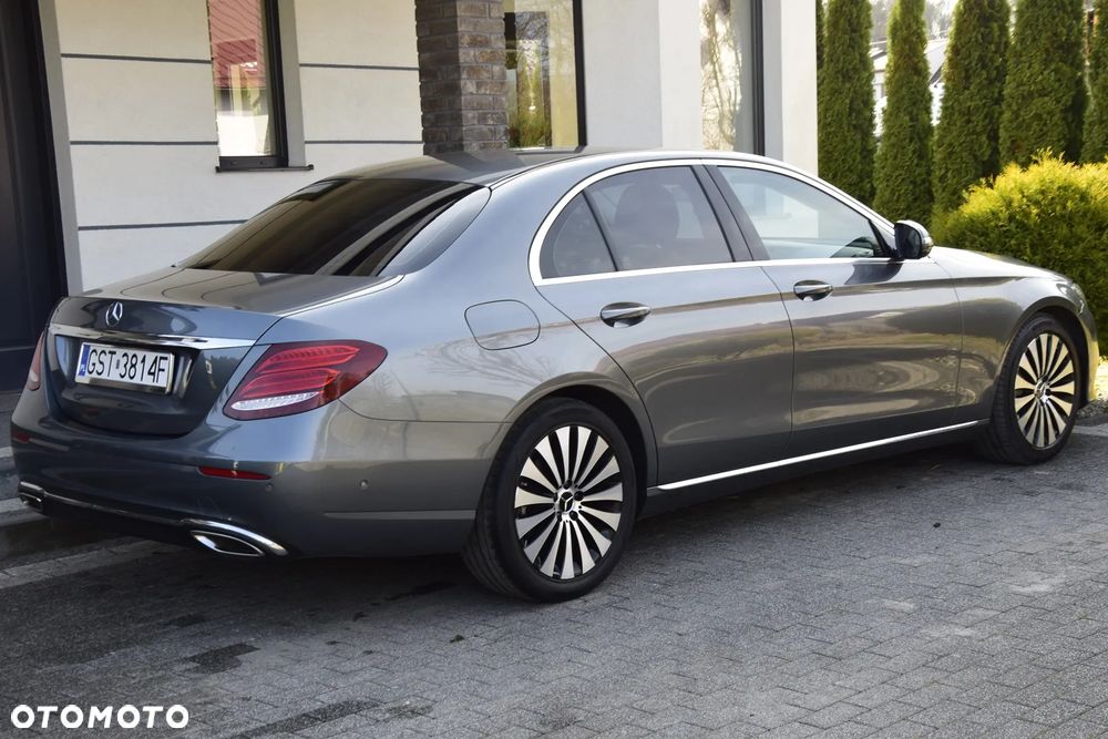 Mercedes-Benz Klasa E 200 9G-TRONIC Avantgarde - 17