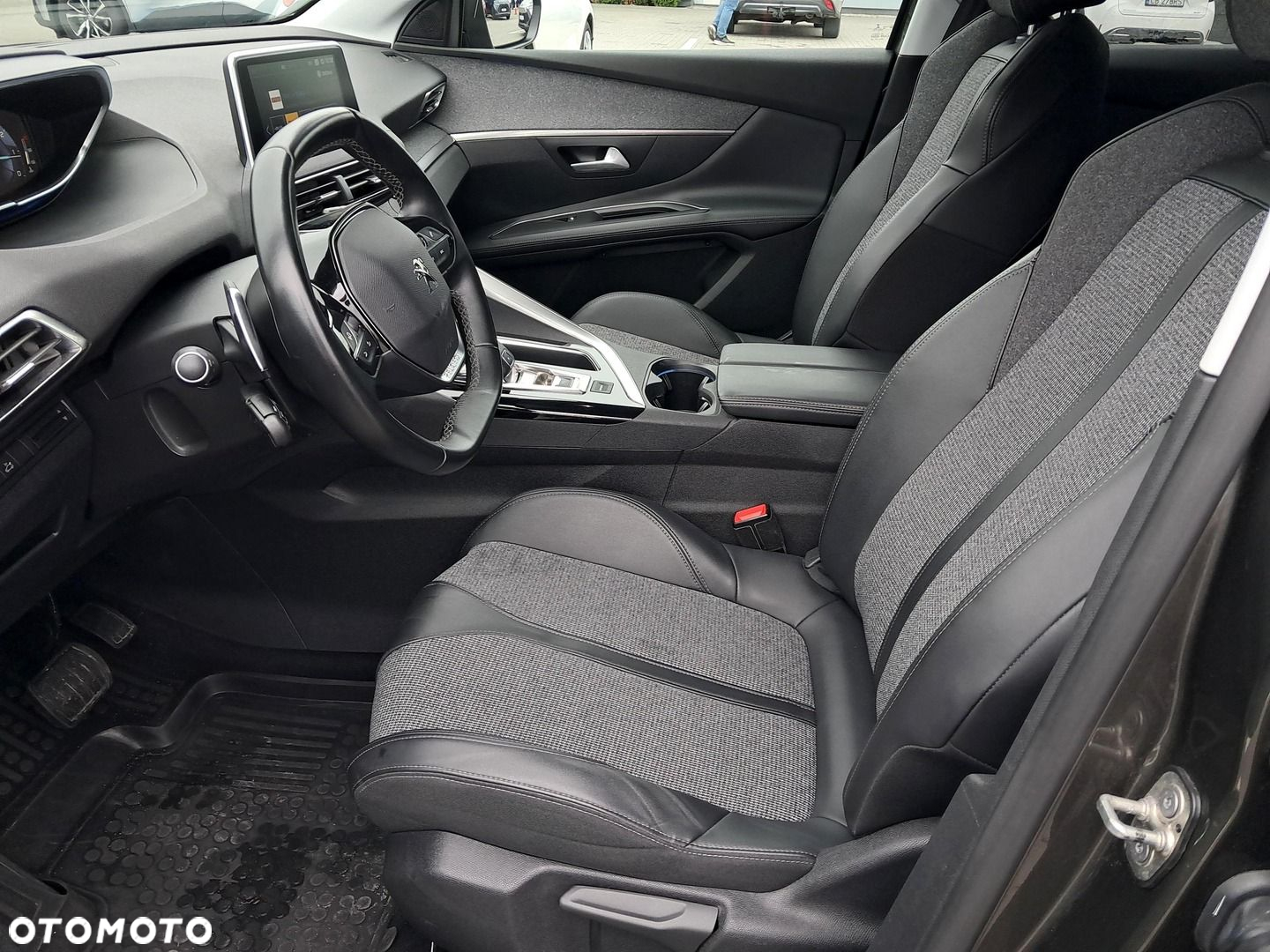 Peugeot 3008 1.6 PureTech GPF Allure S&S EAT8 - 15