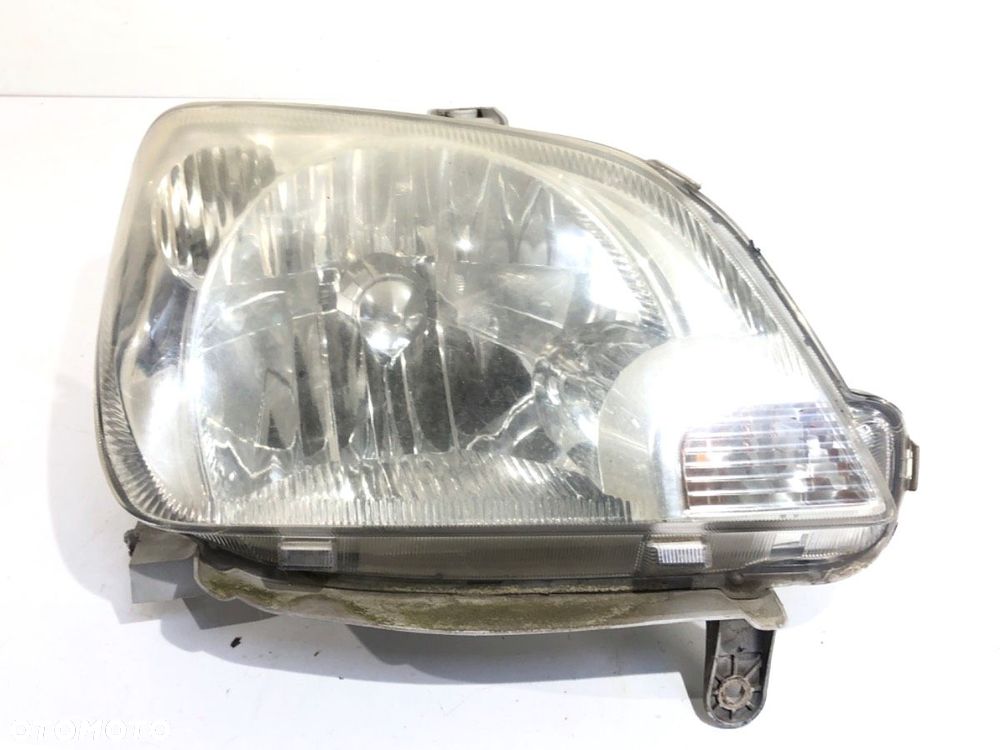 REFLEKTOR PRAWY PRZÓD  DAIHATSU CUORE VI (L251, L250_, L260_) 2003 - 2022 1.0 43 kW [58 KM] benzyna - 1