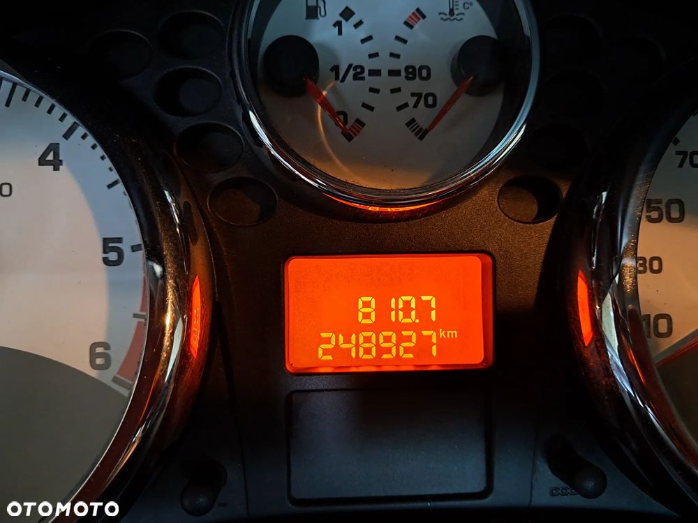 Peugeot 207 CC 1.6 HDI Sport - 9