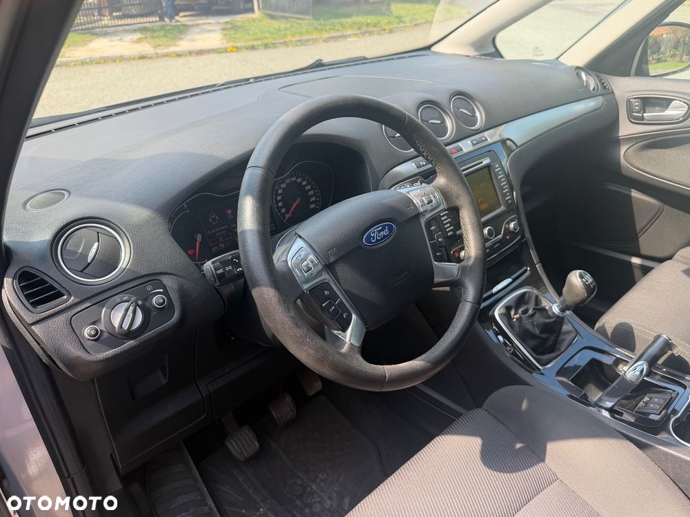 Ford S-Max 2.0 TDCi DPF Titanium X - 12