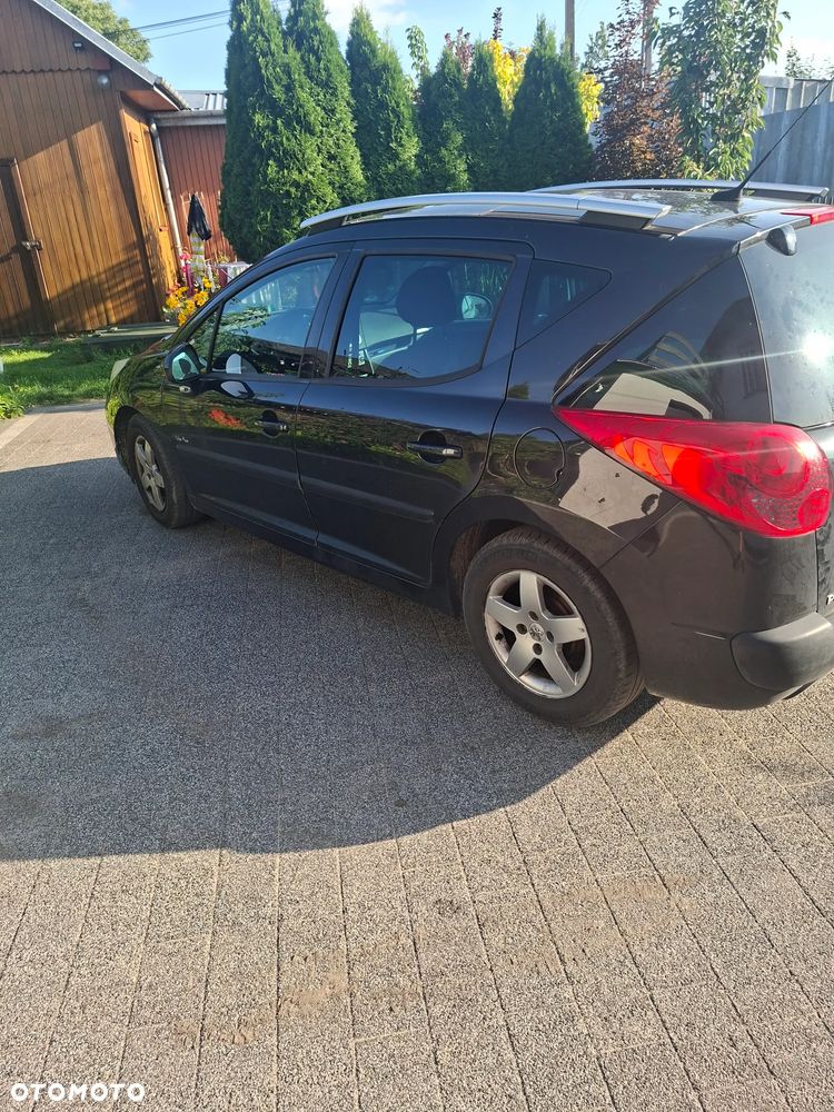Peugeot 207 1.4 - 4