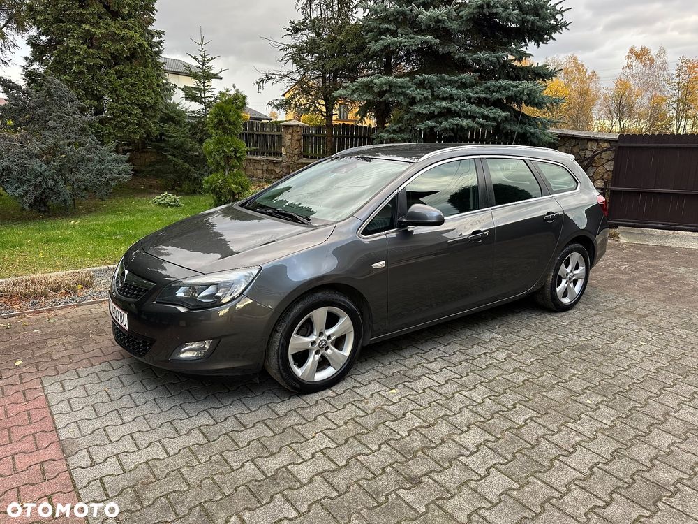 Opel Astra 2.0 CDTI DPF SportsTourer Edition - 10