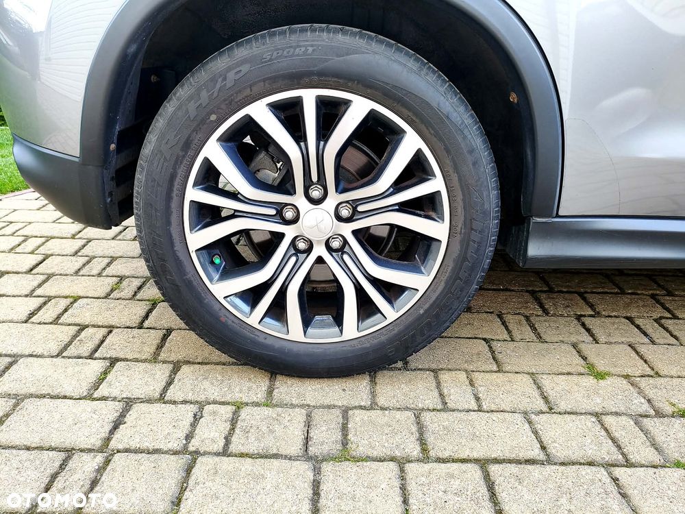 Mitsubishi ASX - 9