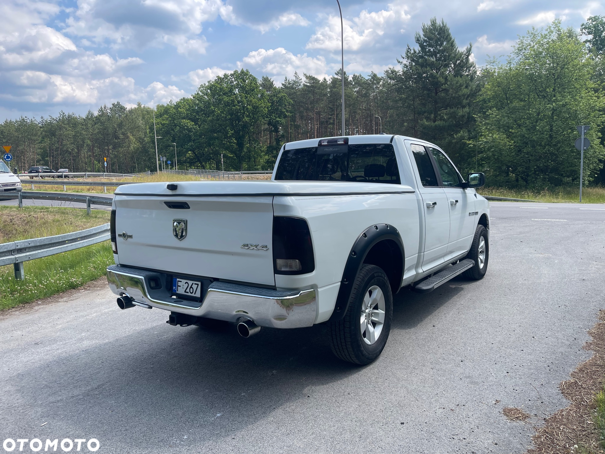 Dodge RAM 1500 5.7 4x4 - 7