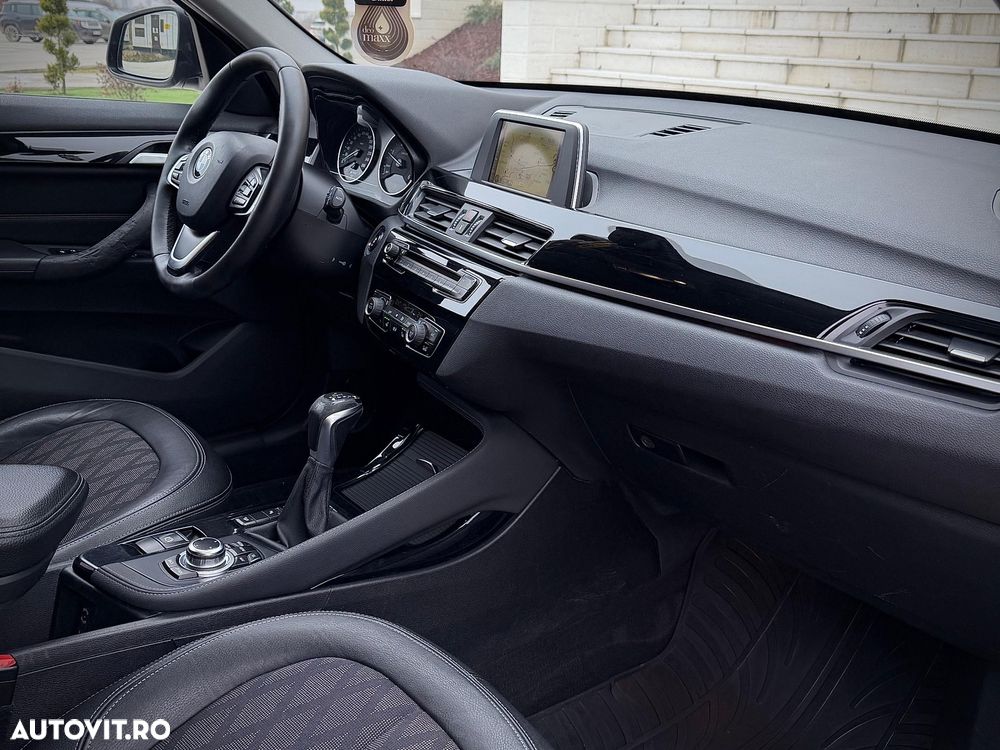 BMW X1 sDrive18d Aut. Sport Line - 11