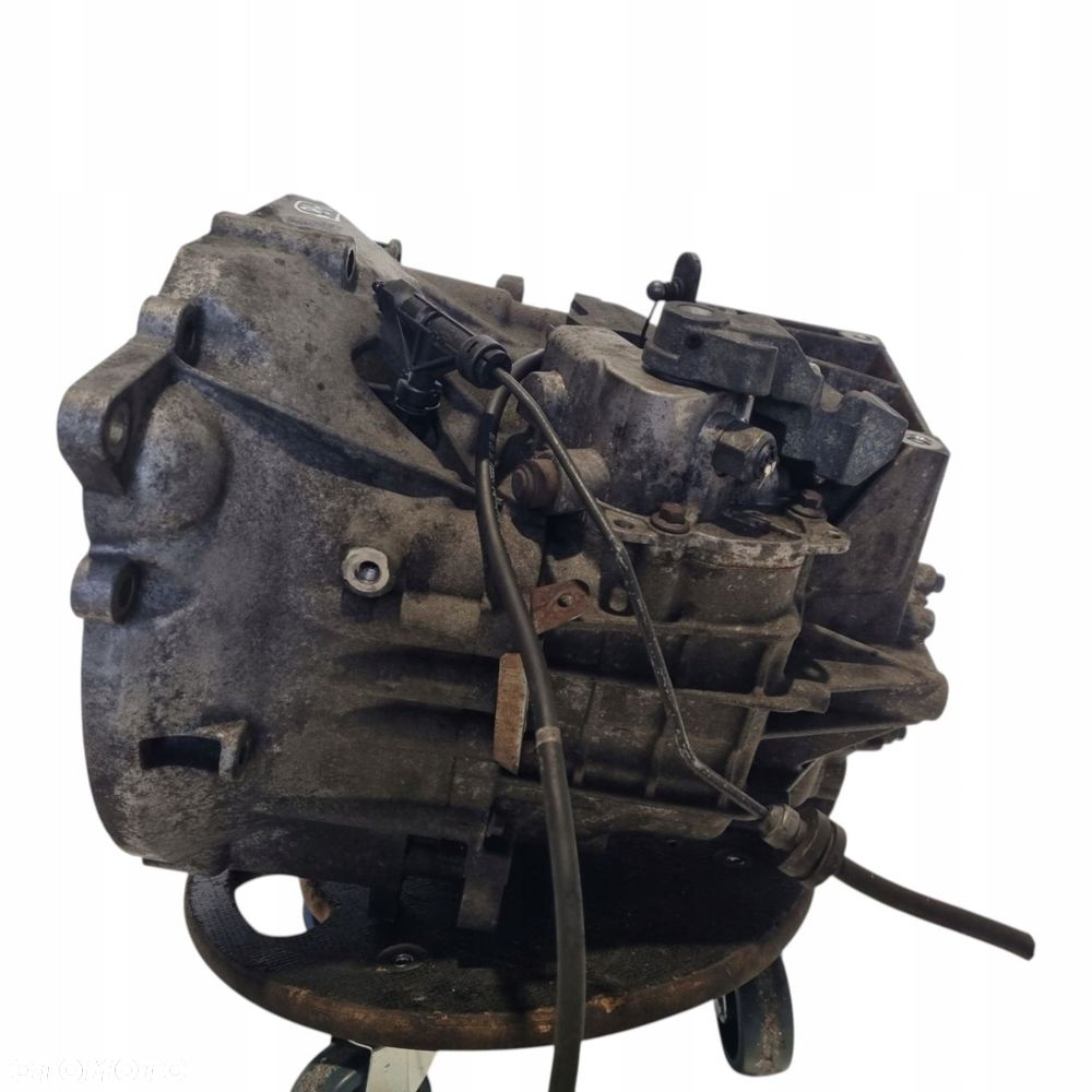 SKRZYNIA BIEGÓW Ford Kuga I MK1 2.0 TDCI manualna MANUAL 8V4R-7002-BF 4x4 - 6