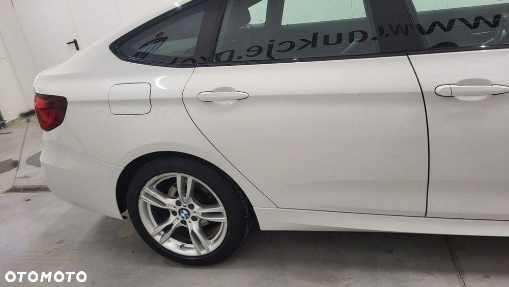 BMW Seria 3 2020 photo 5