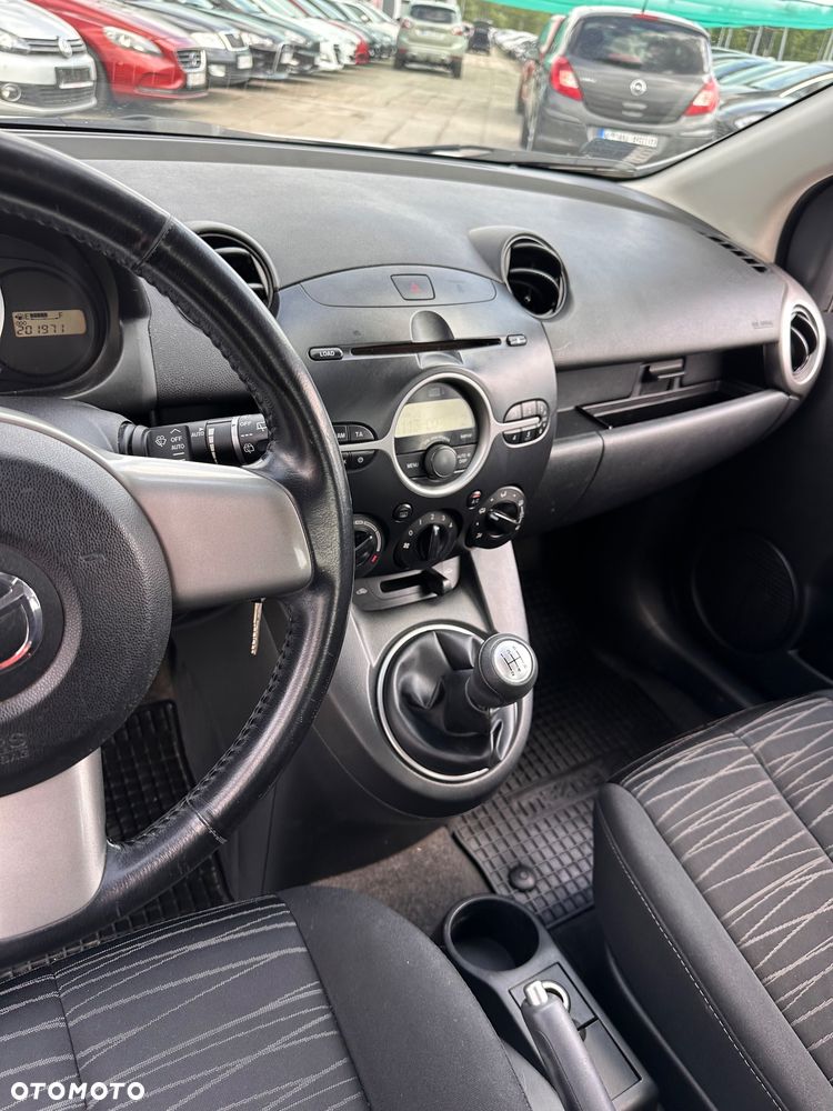 Mazda 2 1.3 90th Anniversary - 28