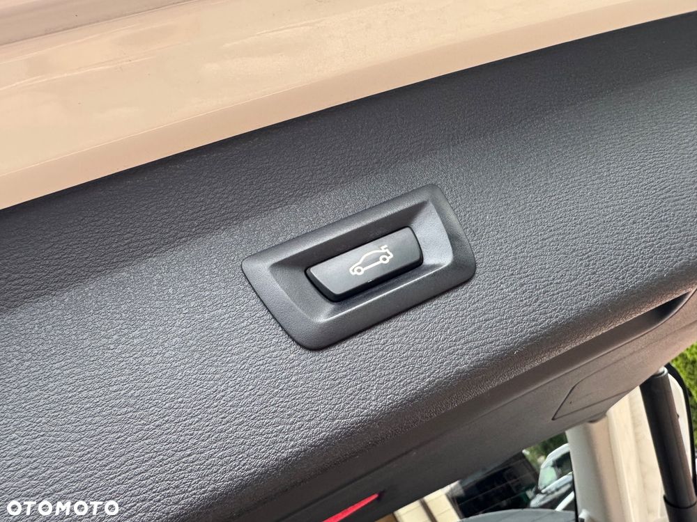 BMW X1 sDrive18d xLine sport - 29