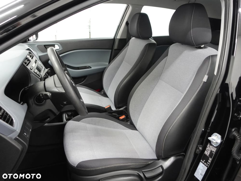 Hyundai i20 1.2 Classic - 22