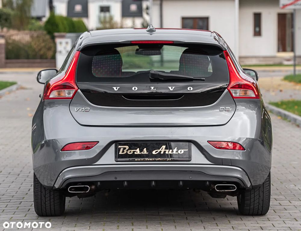 Volvo V40 D2 Momentum - 11
