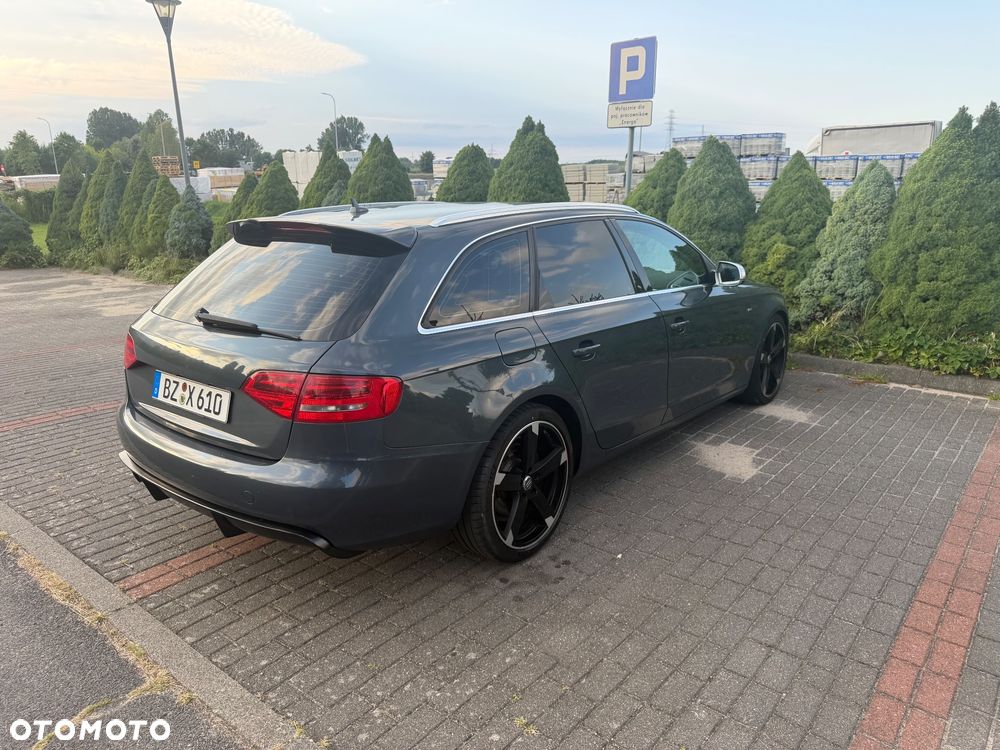 Audi A4 Avant - 25