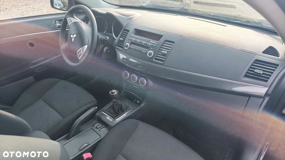 Mitsubishi Lancer 1.8 Intense - 7